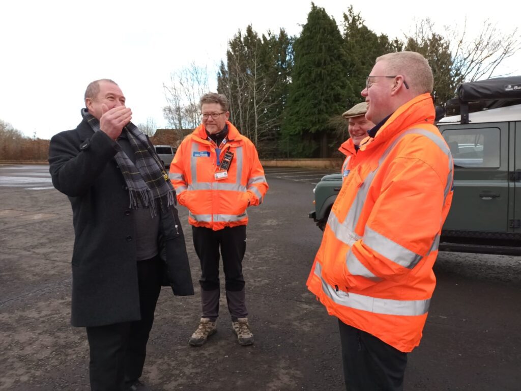 Graeme Dey visits Tayside 4x4